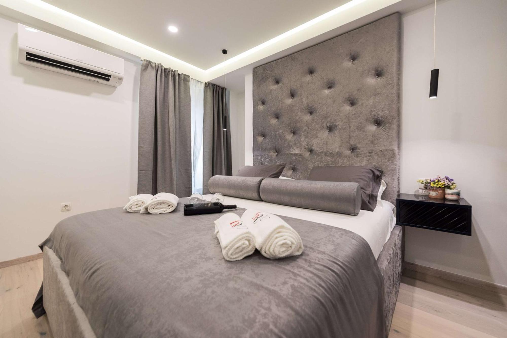 10 Heritage Apartament *